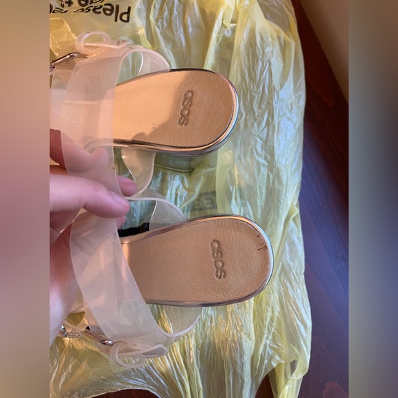 Asos Clear Heels with Flower Detailing US6 - Picture 5 of 8